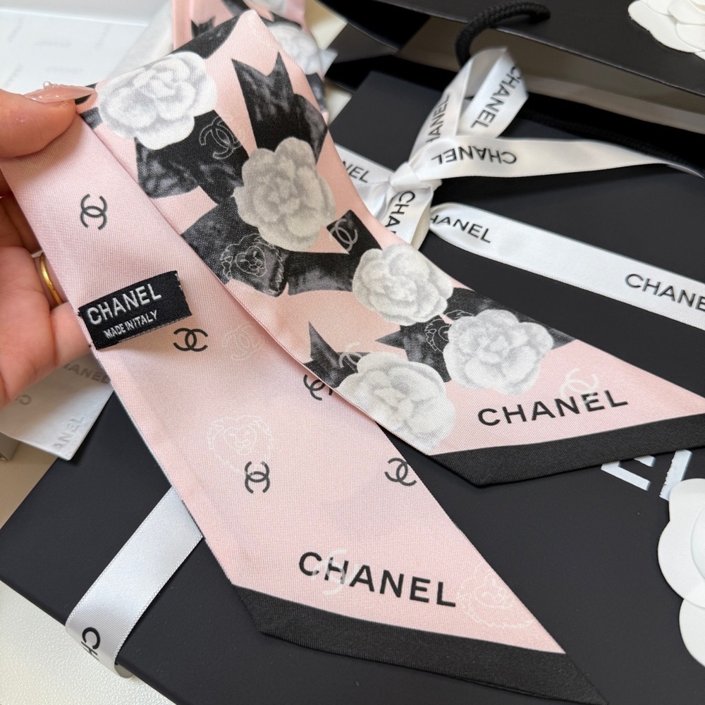 Chanel Camellia Print Pink Twilly Scarf - 100% Authentic - Picture 7 of 9